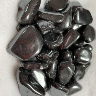 Hematit přírodní tromlovaný 2-3cm